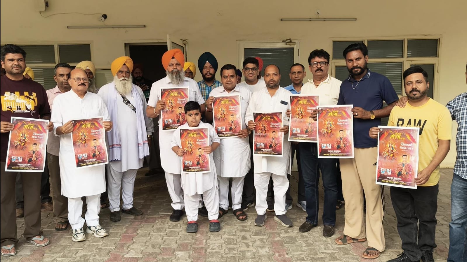 दोराहा के मशहूर भजन गायक का चौथा ट्रैक हलका विधायक ने किया रिलीज 