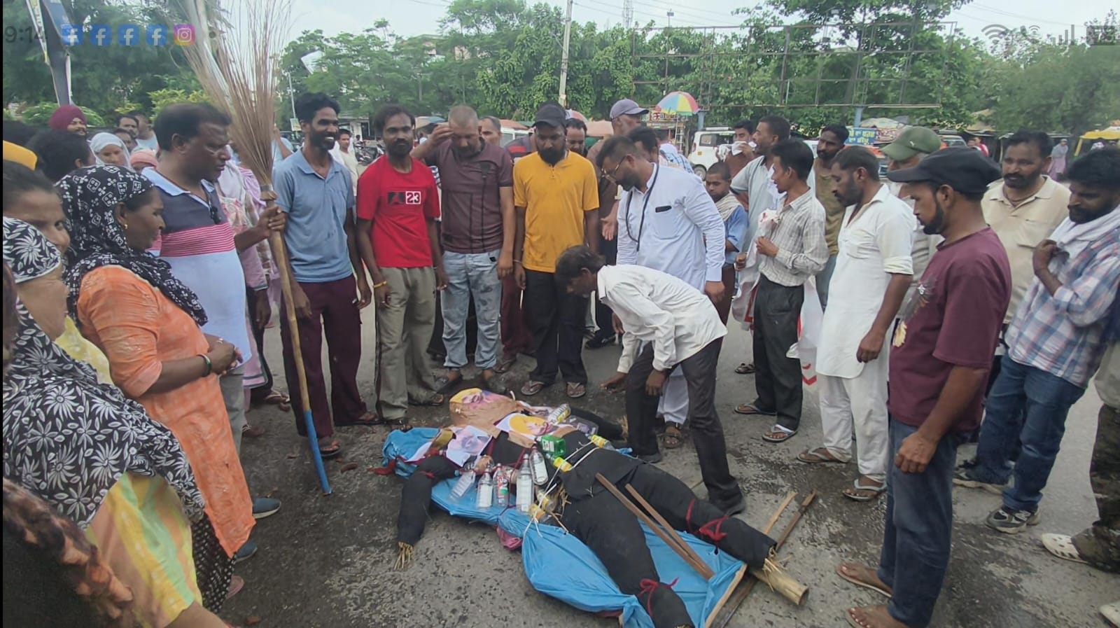 दोराहा में सफाई कर्मचारियों ने बरनाला घटना के विरोध में फूंके पुतले, सरकार के खिलाफ जोरदार प्रदर्शन